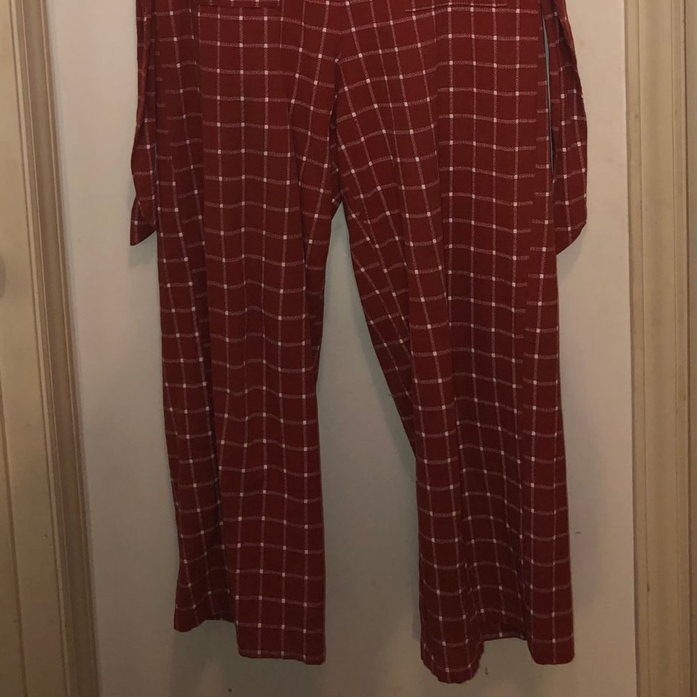 Rust Jumper - Picture 3 of 4